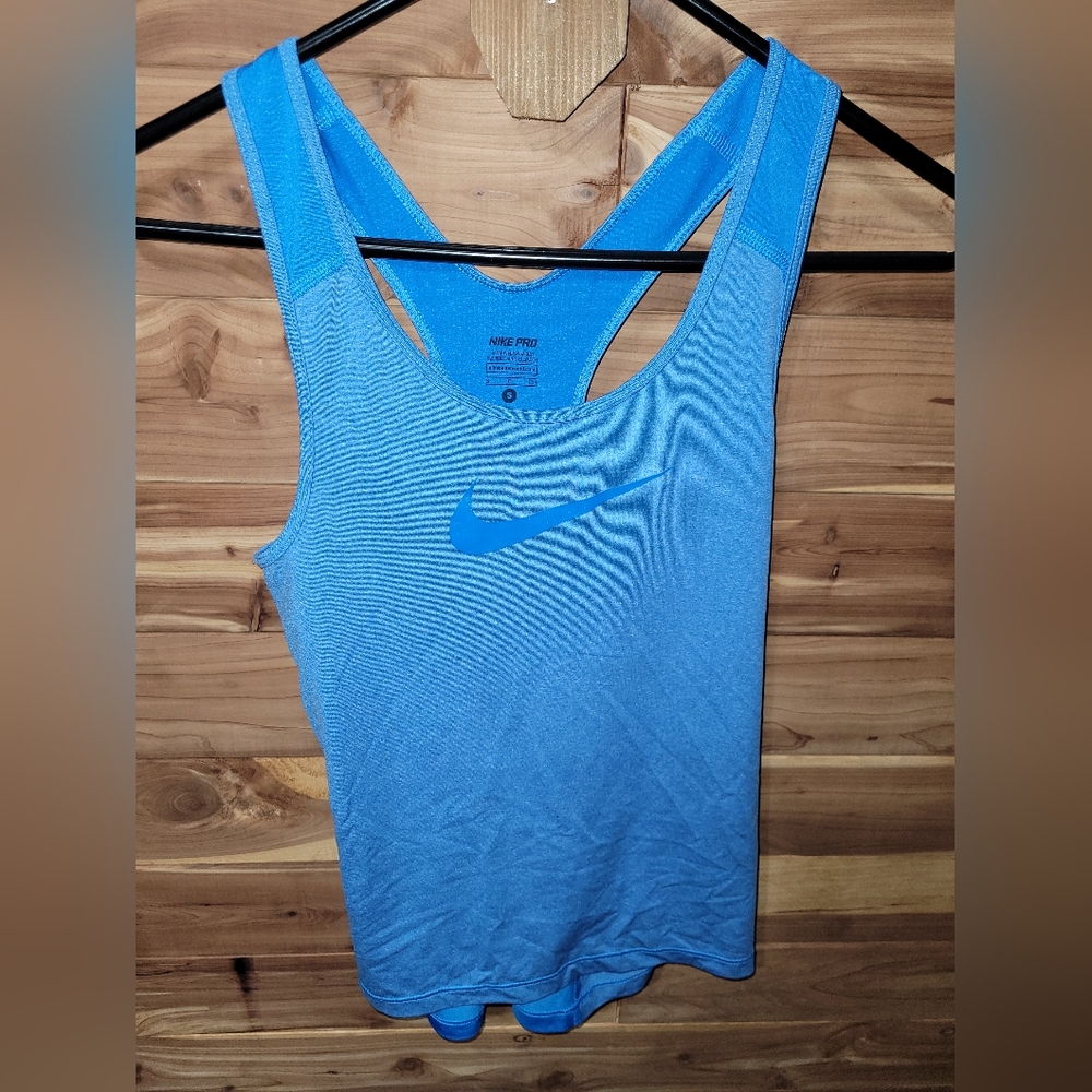 Nike dry fit tank